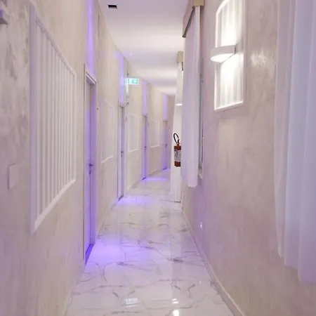 Hotel Holiday Hotel 3*