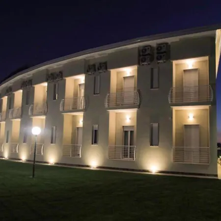 Hotel Holiday Hotel 3*