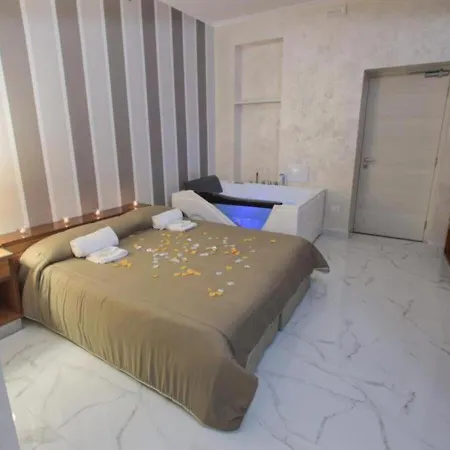 Hotell Hotel Holiday 3*
