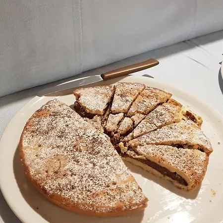 Hotel Holiday 3* 포자