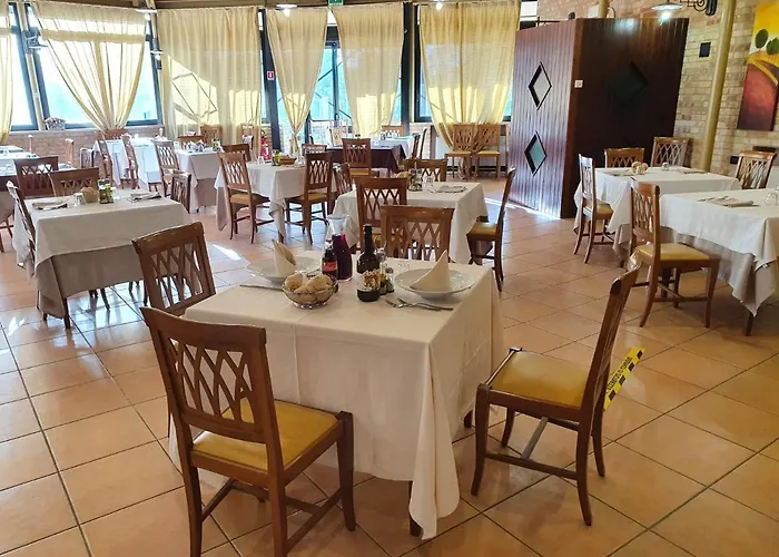 Hotel Holiday Hotel 3*