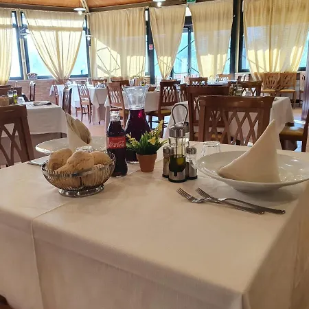 Hotel Holiday 3* Foggia