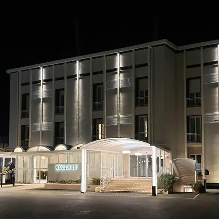 Hotel Hotel Holiday
