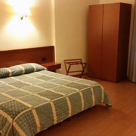 Hotel Holiday Foggia